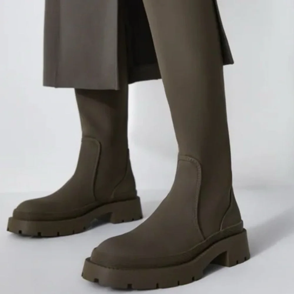 ZARA Khaki Green Rubber Knee-High Chunky Low Platform Pull-On Rain Comfort Boots